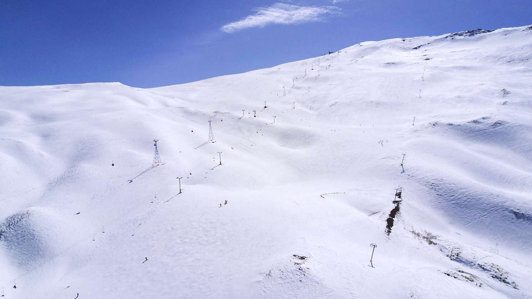 An Adventure Guide to the Ski Resorts in the Alborz Mountain Range