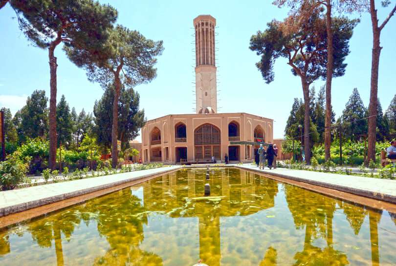The Most Impressive Attractions of Yazd's Zoroastrian Neighborhood 