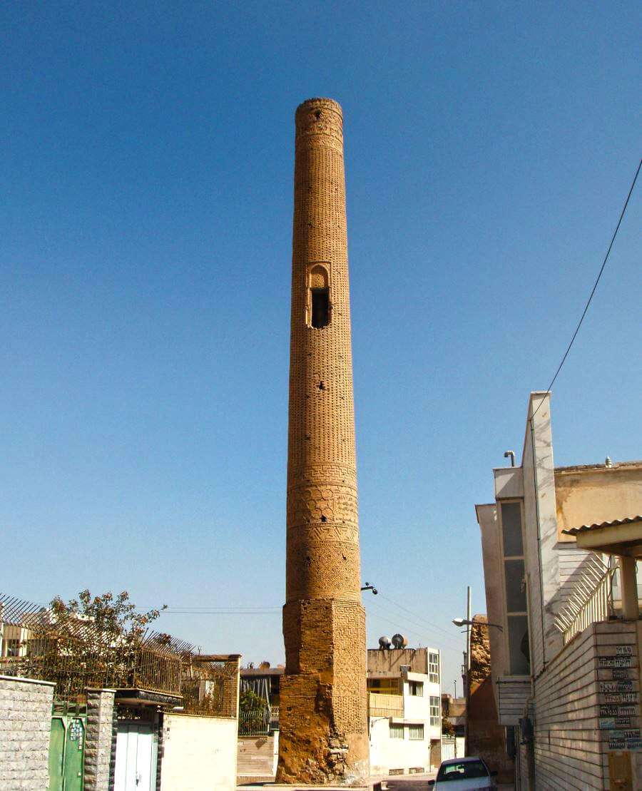 Chehel-Dokhtaran Minaret