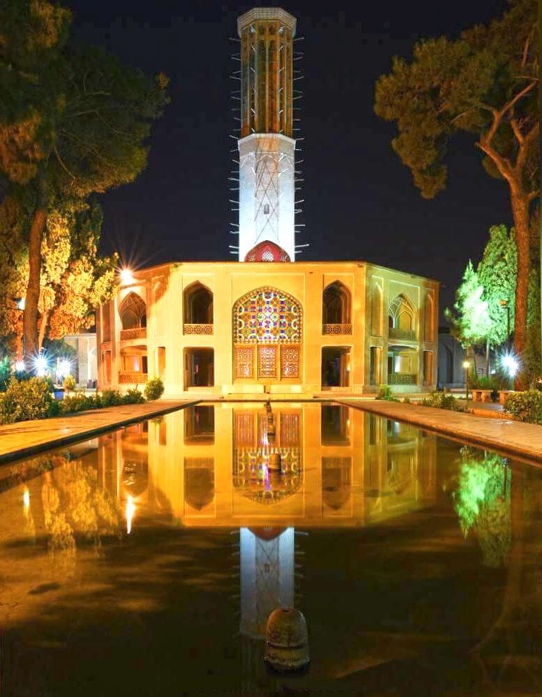 The Most Impressive Attractions of Yazd's Zoroastrian Neighborhood 