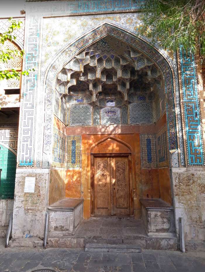The Best Walks to Travel in the Heart of Isfahan