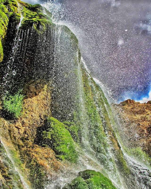 A Guide to One of the Top Isfahan Province Waterfalls