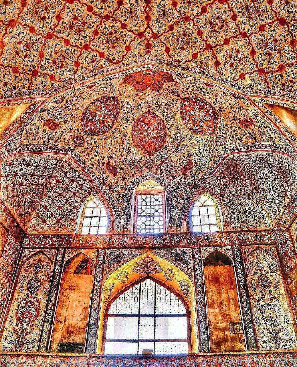 The 6 Must Visit Attractions in Isfahan
