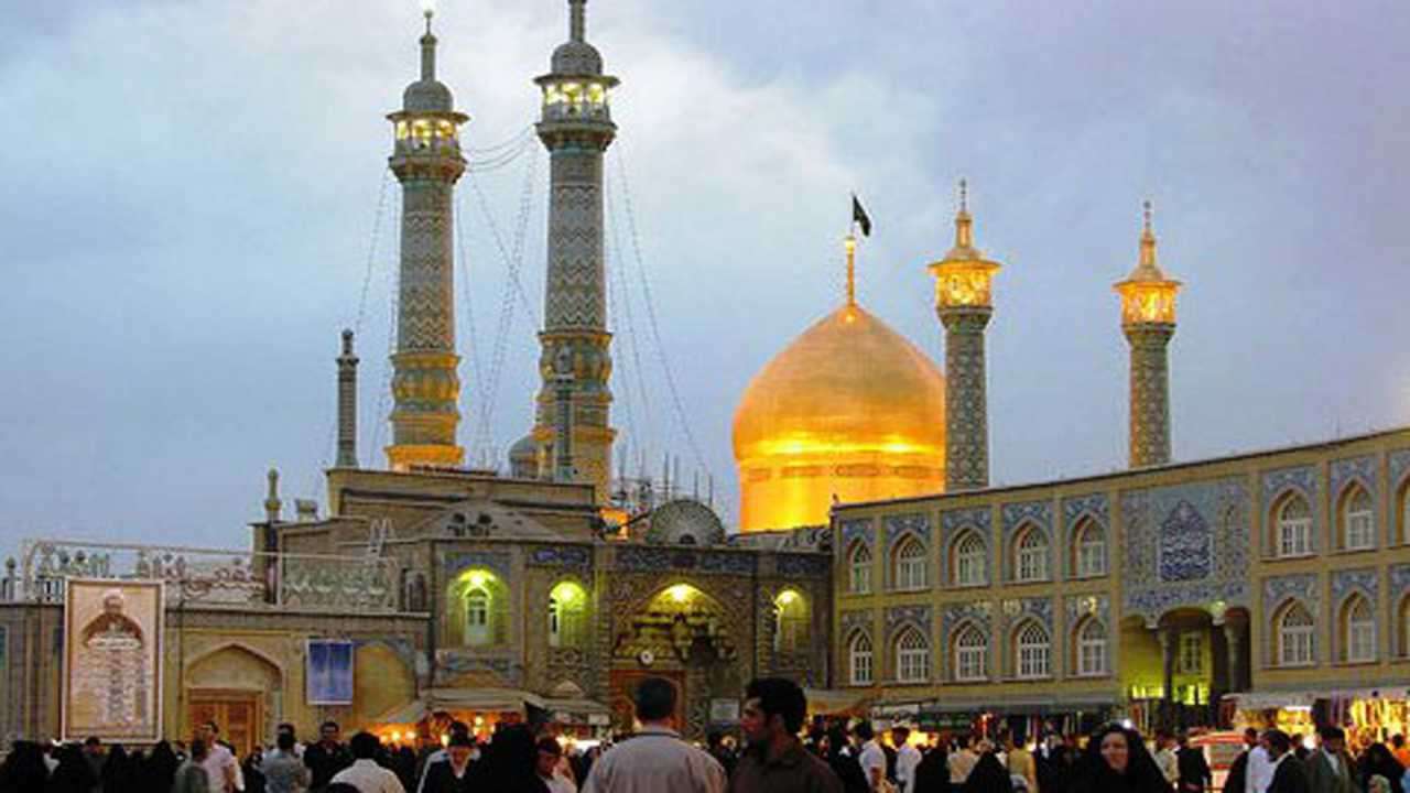 A Half-Day Visit to the Highlights of Qom